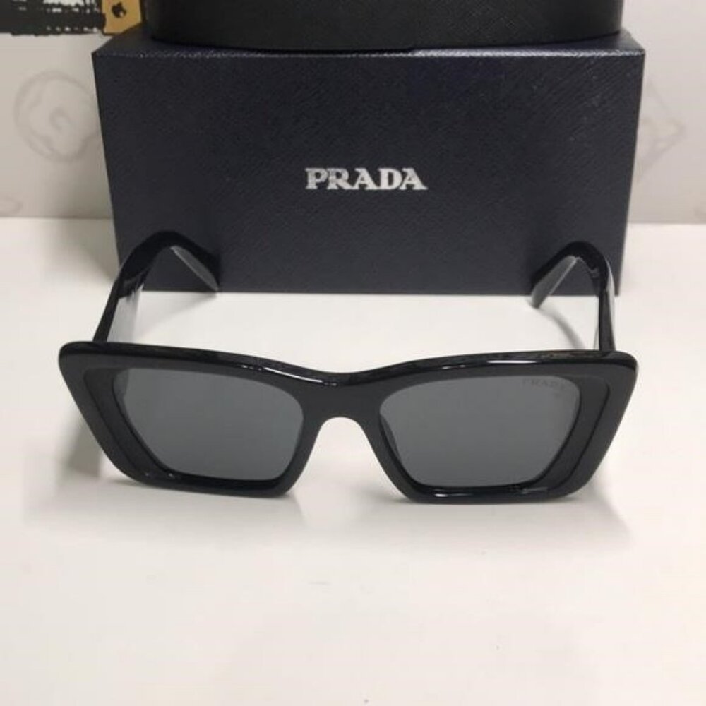 New Authentic Prada Chic Black Square Sunglasses SPR08Y 1AB-5S0 - Picture 8 of 12